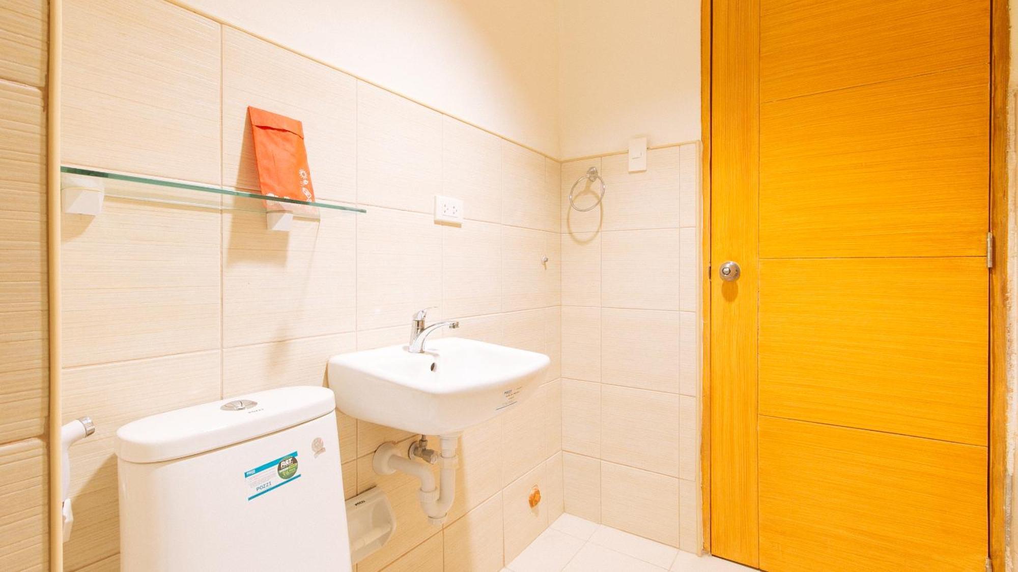Reddoorz Plus At Alpina Heights Paranaque Paranaque City Екстер'єр фото