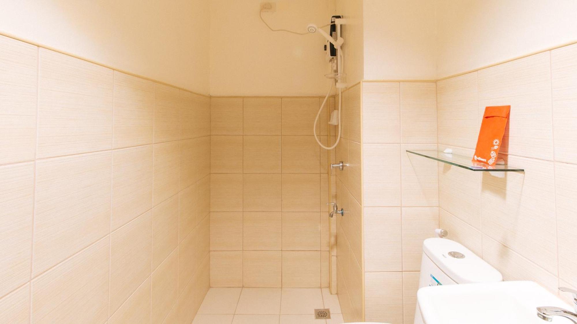 Reddoorz Plus At Alpina Heights Paranaque Paranaque City Екстер'єр фото