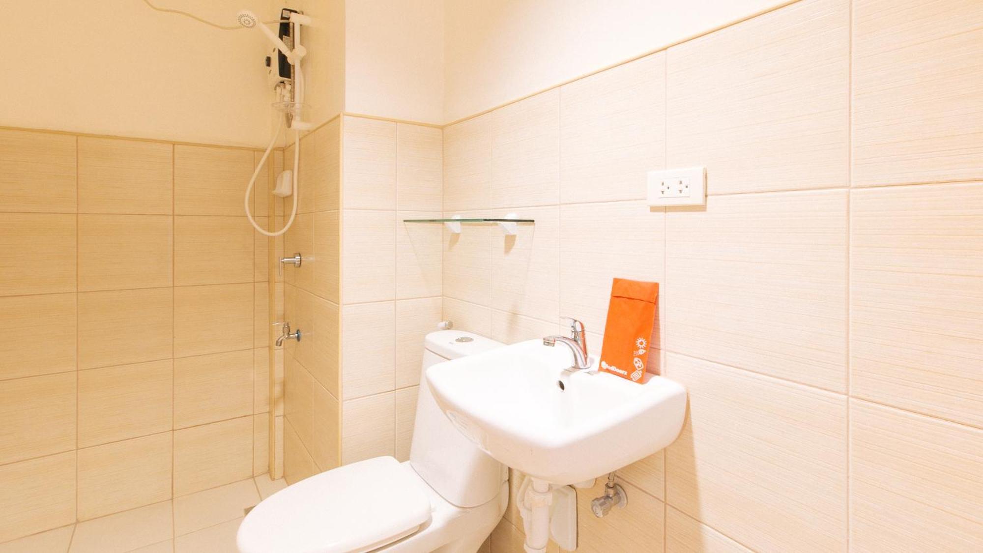 Reddoorz Plus At Alpina Heights Paranaque Paranaque City Екстер'єр фото