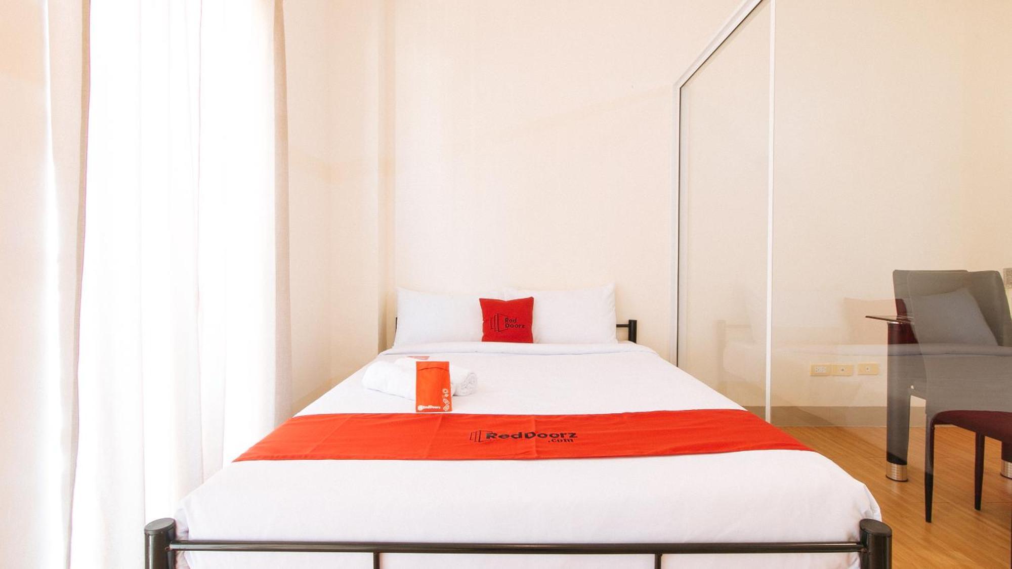 Reddoorz Plus At Alpina Heights Paranaque Paranaque City Екстер'єр фото